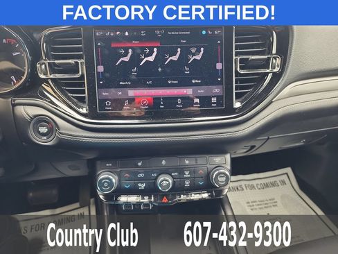 Used 2022 Dodge Durango GT AWD/4WD image 15