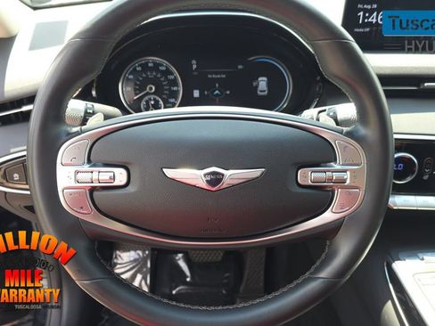 Used 2025 Genesis GV70 2.5T AWD/4WD image 16