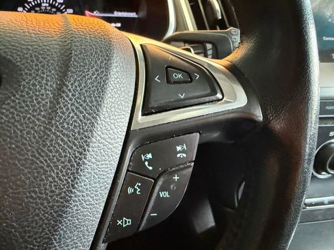 Used 2016 Ford Edge Titanium AWD/4WD image 19