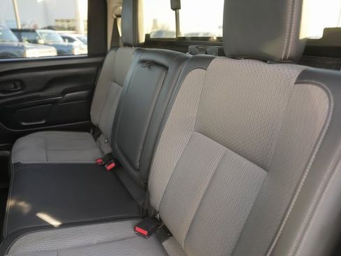 Used 2021 Nissan Titan S w/ S Utility Package image 13