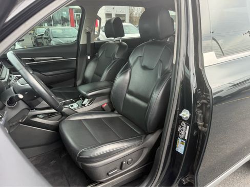 Used 2022 Kia Telluride S image 12