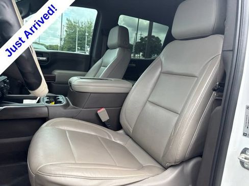 Used 2019 GMC Sierra 1500 SLT w/ SLT Premium Package RWD image 9