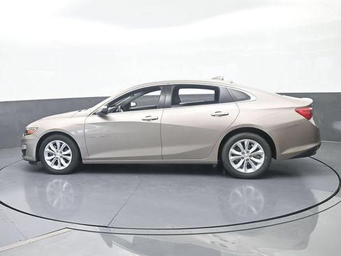 Used 2024 Chevrolet Malibu LT FWD image 3