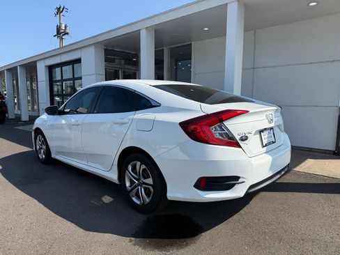 Used 2018 Honda Civic LX image 4