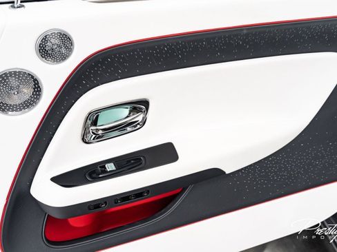 Used 2024 Rolls-Royce Spectre w/ Spectre Launch Package image 40