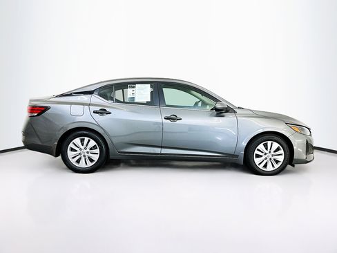 Used 2024 Nissan Sentra S image 10