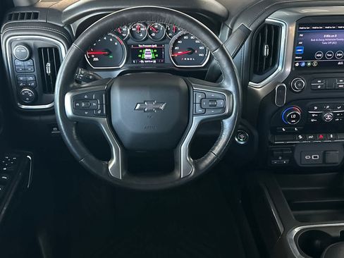 Used 2021 Chevrolet Silverado 1500 LT Trail Boss w/ Bed Protection Package AWD/4WD image 16