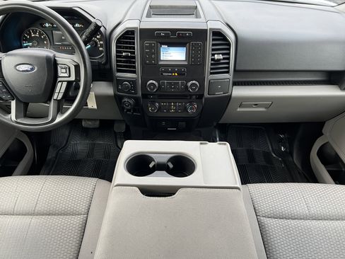 Used 2018 Ford F150 XLT w/ Max Trailer Tow Package image 31