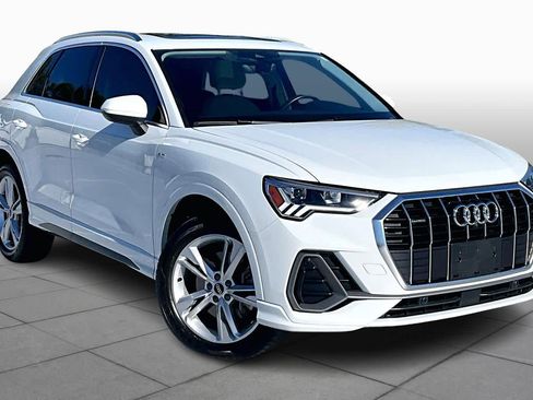 Used 2022 Audi Q3 2.0T Premium Plus image 3