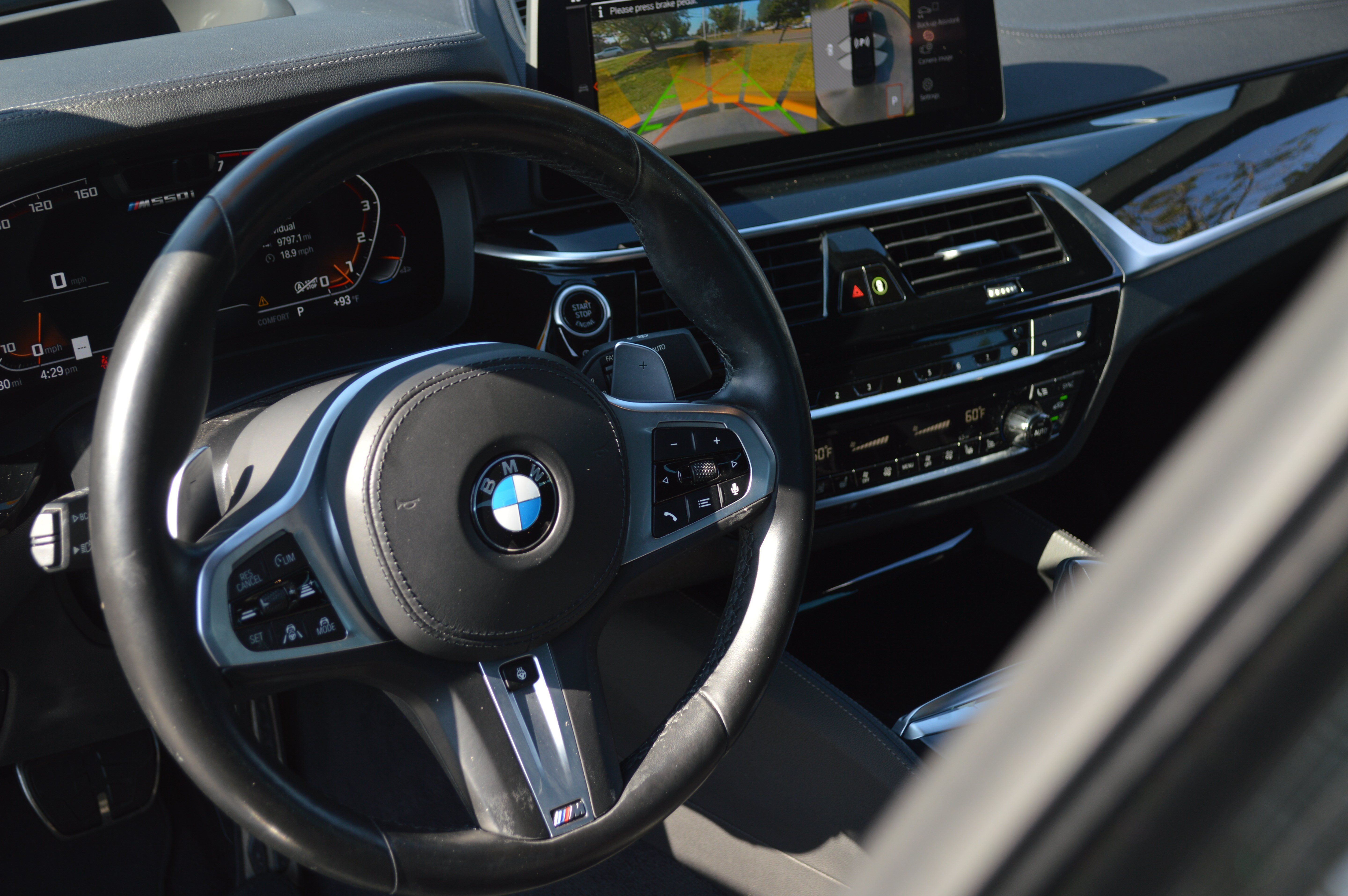 Used 2021 BMW M550i xDrive w/ Executive Package AWD/4WD image 26