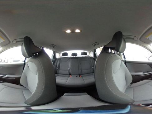 Used 2025 Kia K4 LXS image 41