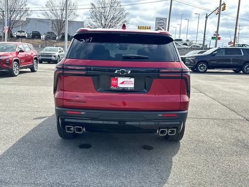 New 2026 Chevrolet Traverse LT w/ Midnight/Sport Edition FWD image 5
