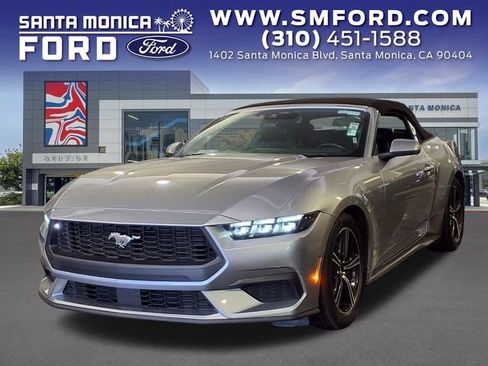 Used 2025 Ford Mustang Premium RWD image 1