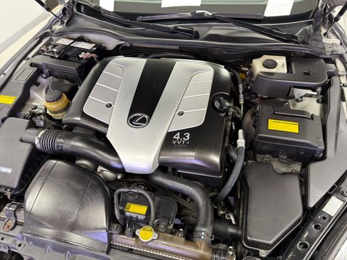 Used 2003 Lexus SC 430 Convertible RWD image 40