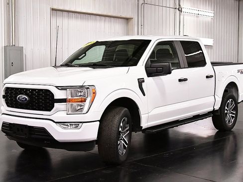 Used 2022 Ford F150 XL w/ STX Appearance Package image 3