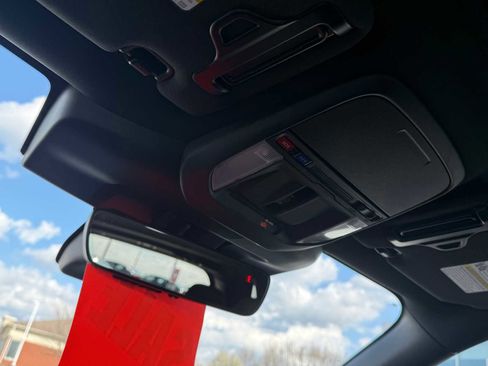 Used 2026 Subaru Forester Premium image 30