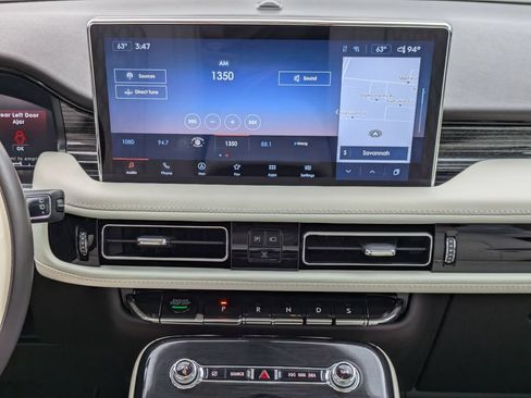 Certified 2023 Lincoln Nautilus Black Label AWD/4WD image 19