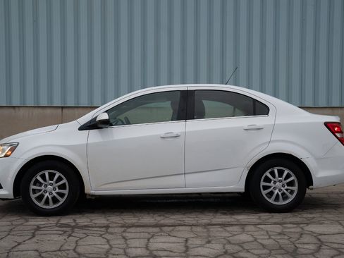 Used 2019 Chevrolet Sonic LT image 6