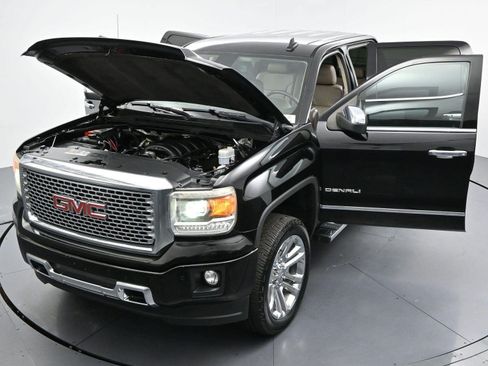 Used 2015 GMC Sierra 1500 Denali w/ Driver Alert Package AWD/4WD image 41