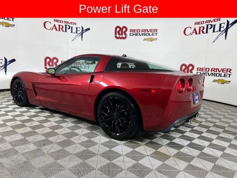 Used 2005 Chevrolet Corvette Coupe w/ Preferred Equipment Group RWD image 6