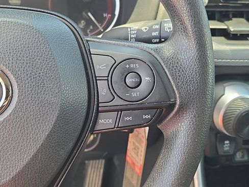 Used 2023 Toyota RAV4 LE AWD/4WD image 49