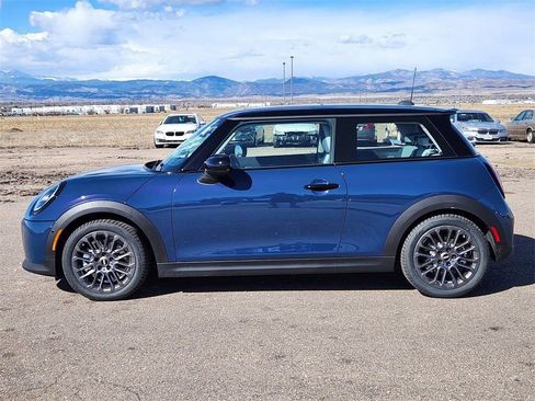 Used 2025 MINI Cooper S FWD image 2