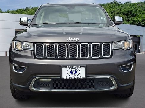 Used 2017 Jeep Grand Cherokee Limited AWD/4WD image 2