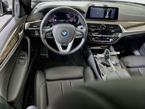Used 2020 BMW 530i xDrive w/ Convenience Package AWD/4WD image 23