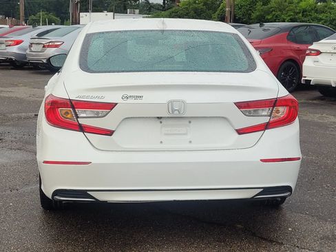Used 2018 Honda Accord LX image 8