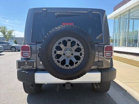 Used 2014 Jeep Wrangler Unlimited Sahara w/ Mopar Chrome Edition Group image 4