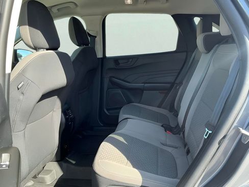 Used 2022 Ford Escape SE FWD image 27