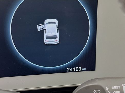 Used 2024 Hyundai Ioniq 5 SE RWD image 19
