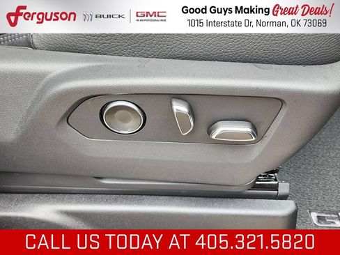 New 2026 GMC Yukon Denali w/ Denali Reserve Package AWD/4WD image 48