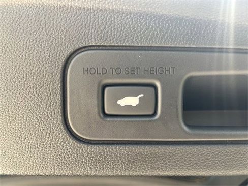 Certified 2025 Acura MDX FWD w/ Technology Package image 34