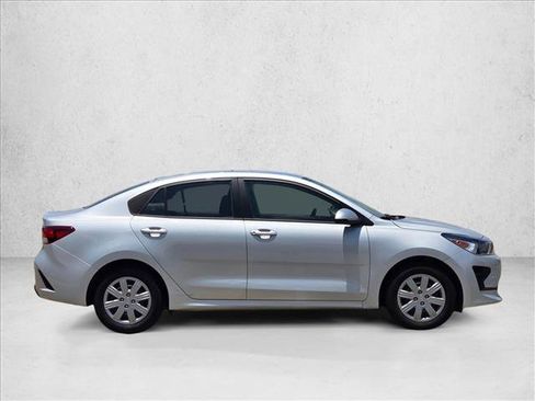 Used 2023 Kia Rio LX FWD image 4