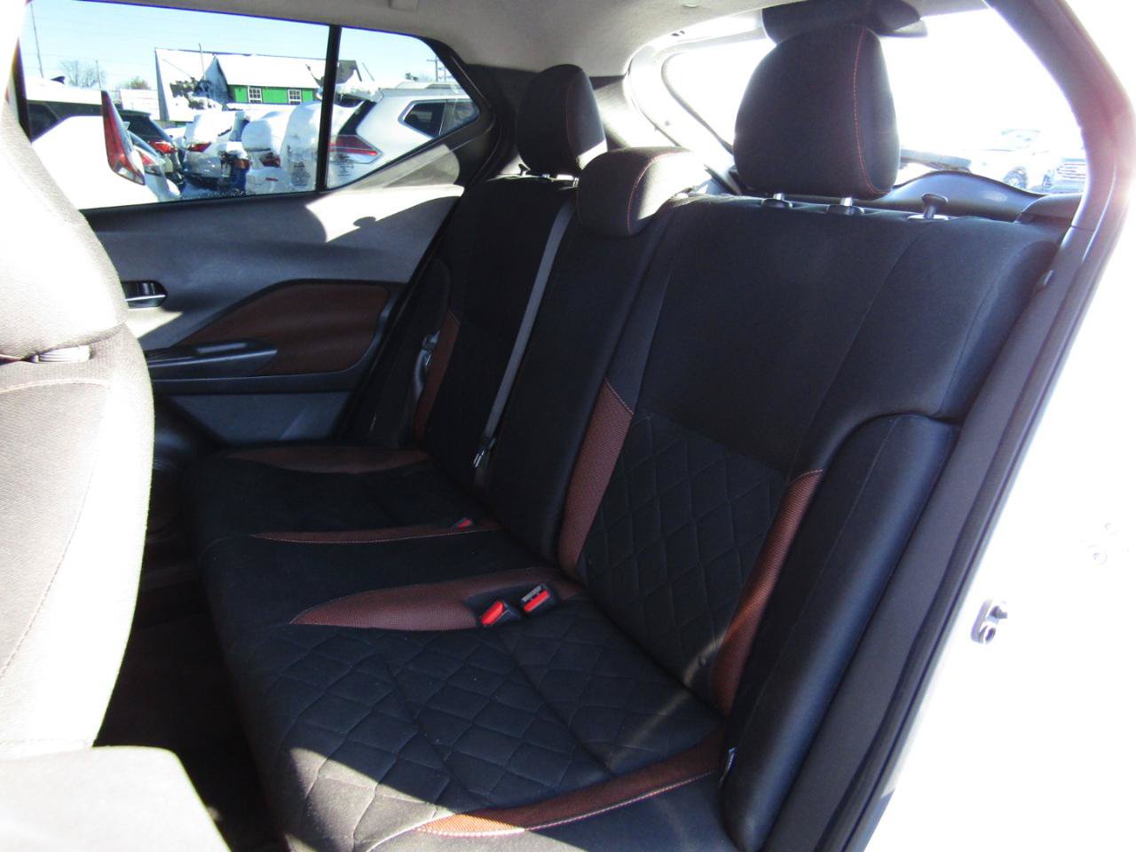 Used 2020 Nissan Kicks SR FWD image 18