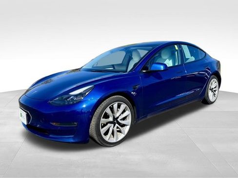 Used 2022 Tesla Model 3 Long Range AWD/4WD image 6