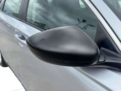 Used 2025 Honda Accord LX image 10