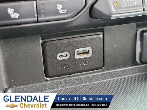 Certified 2024 Chevrolet Suburban LT AWD/4WD image 28