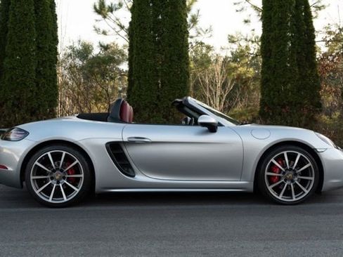 Used 2020 Porsche 718 Boxster S image 10