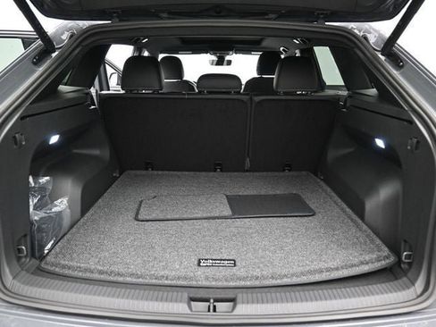 New 2026 Volkswagen Atlas Cross Sport SE AWD/4WD image 12