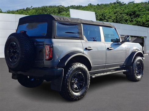 Certified 2022 Ford Bronco Wildtrak image 6