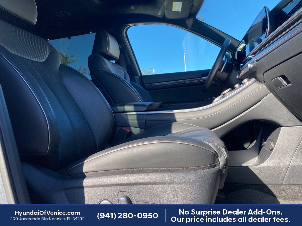 Certified 2024 Hyundai Palisade Calligraphy FWD image 18
