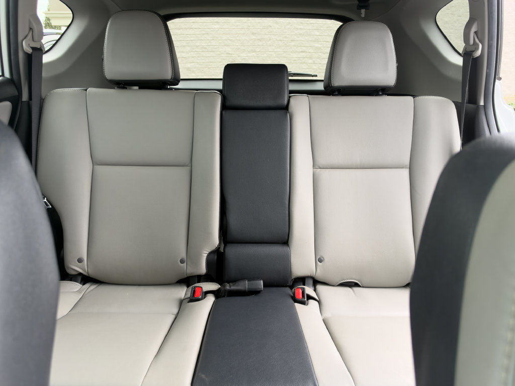 Used 2017 Toyota RAV4 Limited w/ All Weather Liner Package AWD/4WD image 31