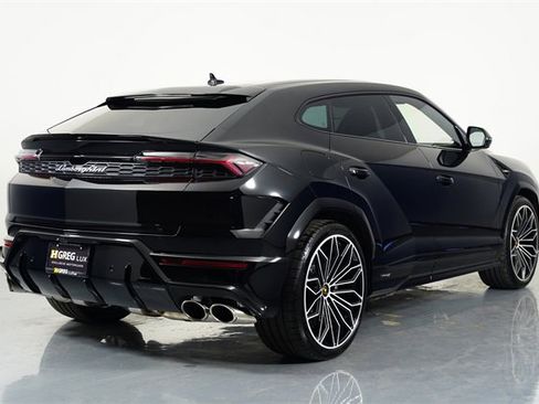 Used 2025 Lamborghini Urus SE image 14