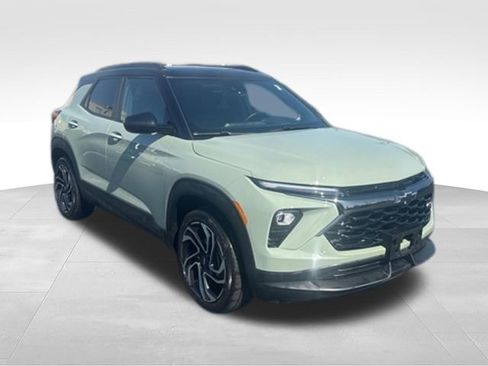 Used 2024 Chevrolet TrailBlazer RS w/ Convenience Package AWD/4WD image 6