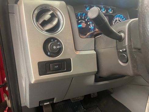 Used 2011 Ford F150 Platinum image 14