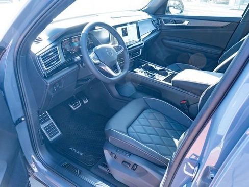 New 2026 Volkswagen Atlas Cross Sport SEL Premium R-Line image 18