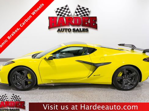 Used 2023 Chevrolet Corvette Z06 w/ Battery Protection Package image 1
