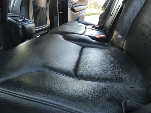 Used 2020 Volvo XC90 T6 Momentum image 46